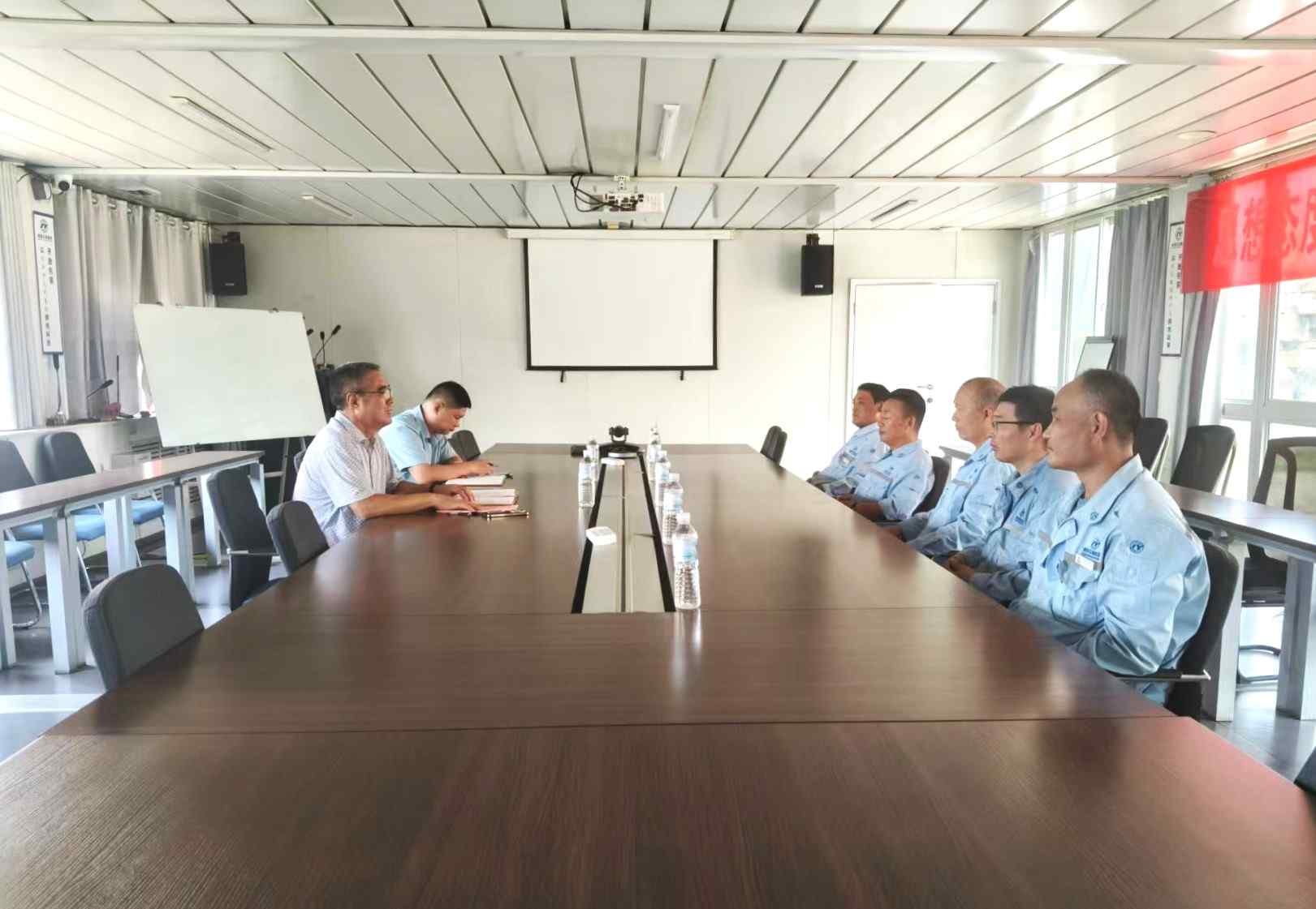退伍军人座谈会01.jpg